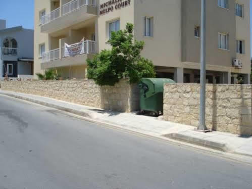 Melpo Court Apartment Geroskipou Exterior photo